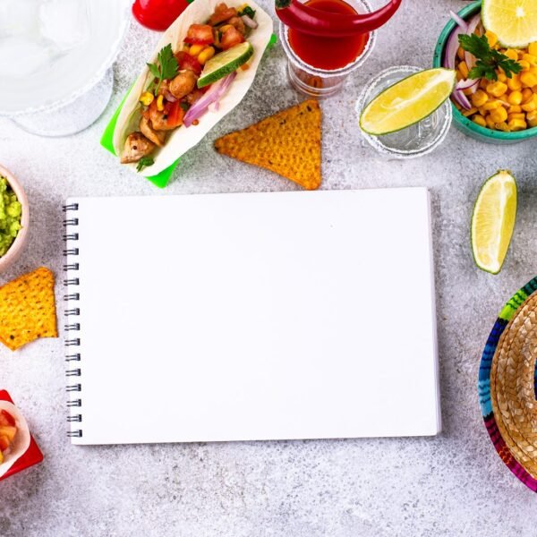 Comida mexicana con tacos y guacamole para El Mirador